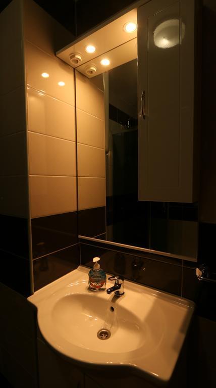 Apartments Jadranka 로비스테 외부 사진
